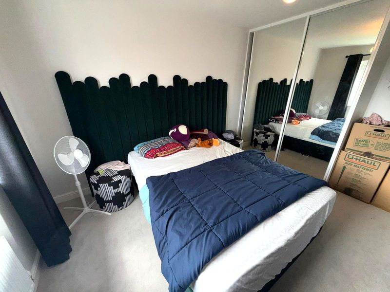 Merlin Place Rossmore